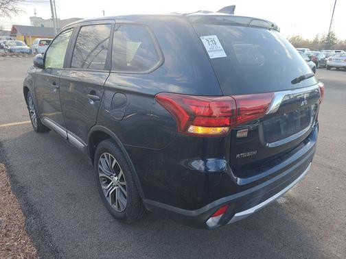 2018 Mitsubishi Outlander SE