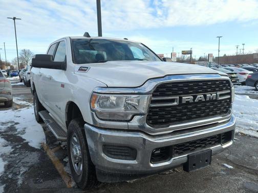 2022 RAM 2500 Big Horn Crew Cab 4x4 6'4' Box