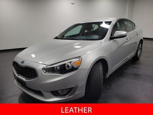 2016 Kia Cadenza Base