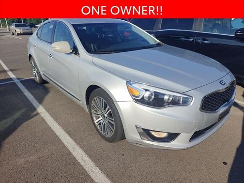 2016 Kia Cadenza Base