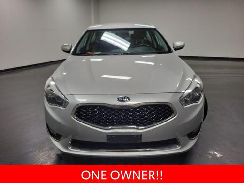 2016 Kia Cadenza Base