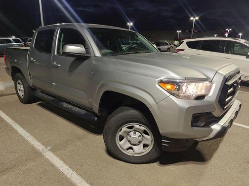 2022 Toyota Tacoma SR