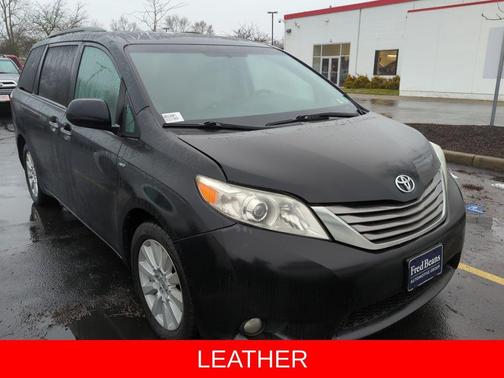 2017 Toyota Sienna XLE Premium