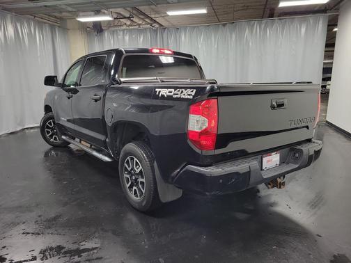 2017 Toyota Tundra SR5
