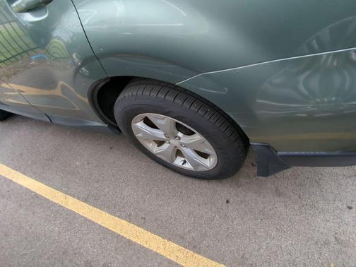 Jasmine Green Metallic 2015 Subaru Forester 2.5i Limited