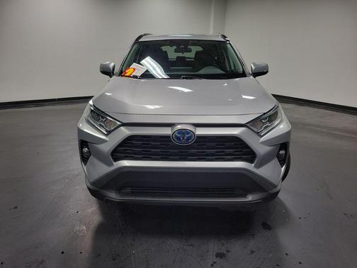2020 Toyota RAV4 Hybrid XLE