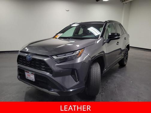 2022 Toyota RAV4 Hybrid SE