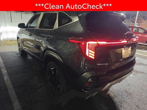 Fusion Black 2024 Kia Seltos SX Turbo