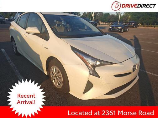 Blizzard Pearl 2016 Toyota Prius Two