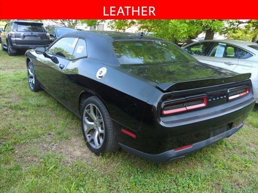 2015 Dodge Challenger SXT Plus