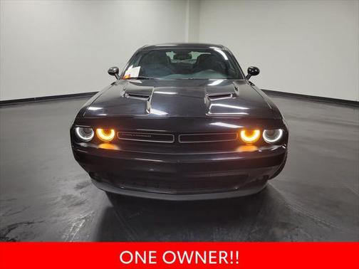 2015 Dodge Challenger SXT Plus