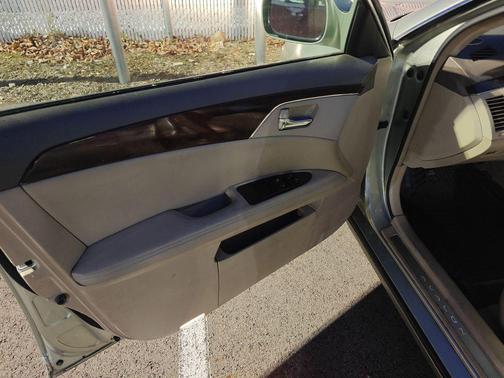 2008 Toyota Avalon XLS