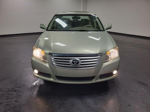 2008 Toyota Avalon XLS