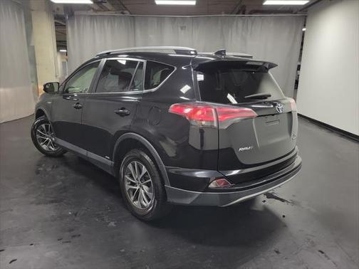 2018 Toyota RAV4 Hybrid XLE