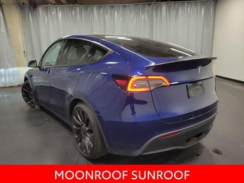 2022 Tesla Model Y Performance Dual Motor All-Wheel Drive