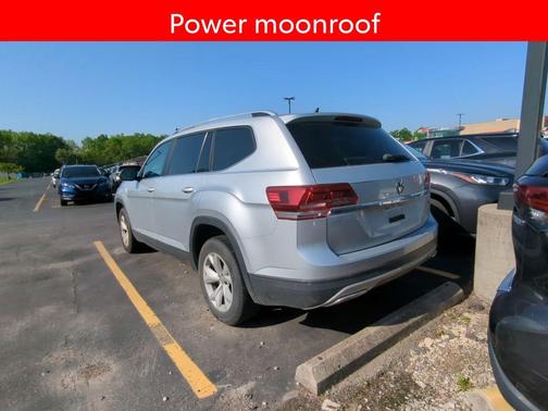 Reflex Silver Metallic 2018 Volkswagen Atlas 3.6L Launch Edition