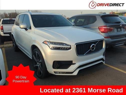 Crystal White Pearl 2019 Volvo XC90 T5 R-Design