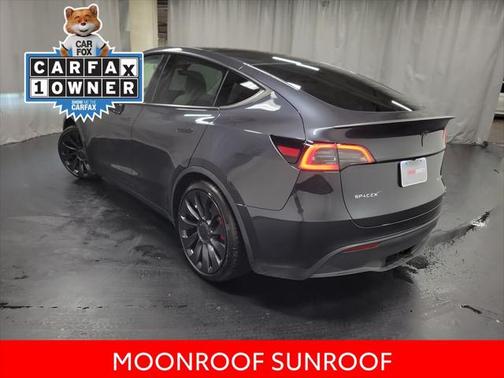 2024 Tesla Model Y Performance Dual Motor All-Wheel Drive