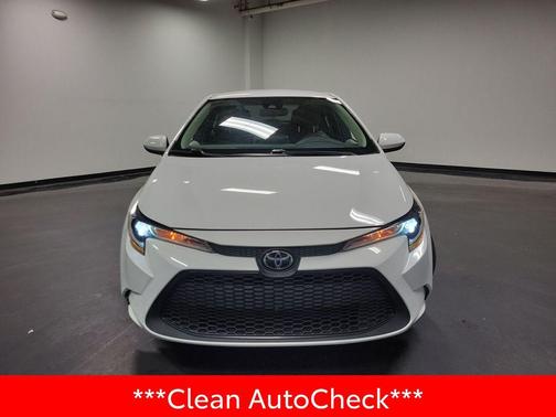 Super White 2021 Toyota Corolla LE