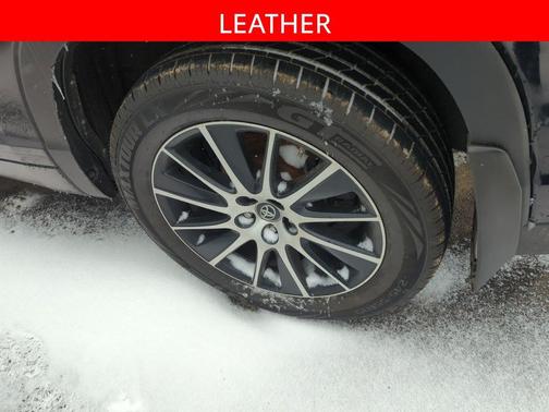 2017 Toyota Highlander SE