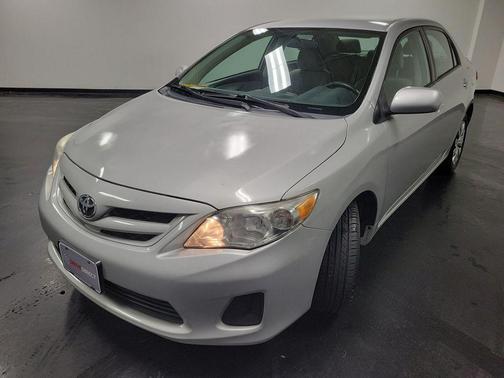 Classic Silver Metallic 2012 Toyota Corolla LE