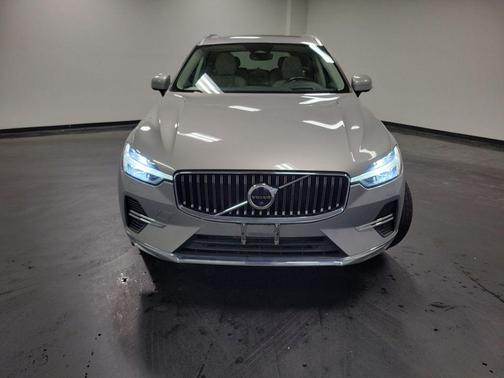2022 Volvo XC60 Recharge Plug-In Hybrid T8 Inscription