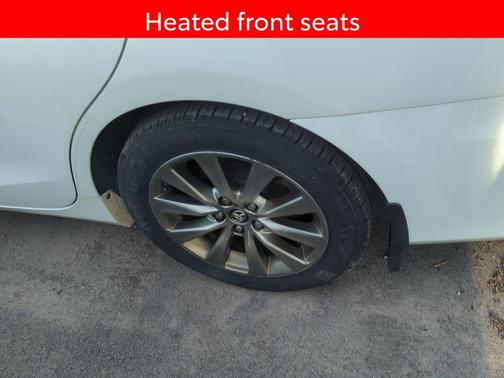 2017 Toyota Camry XLE