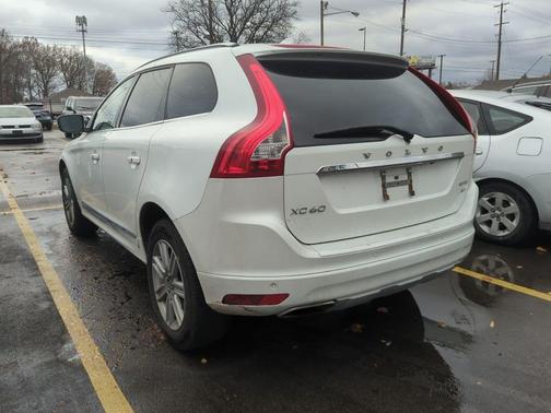 2016 Volvo XC60 T6