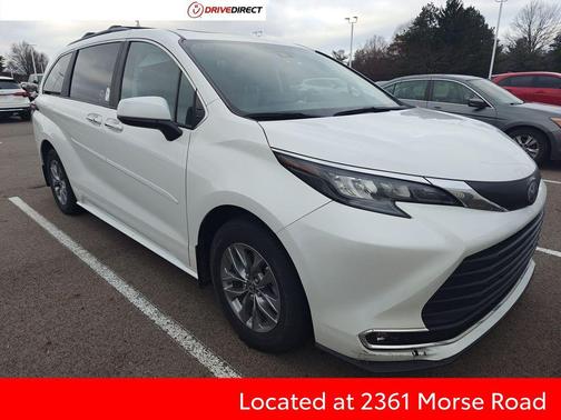 2024 Toyota Sienna XLE