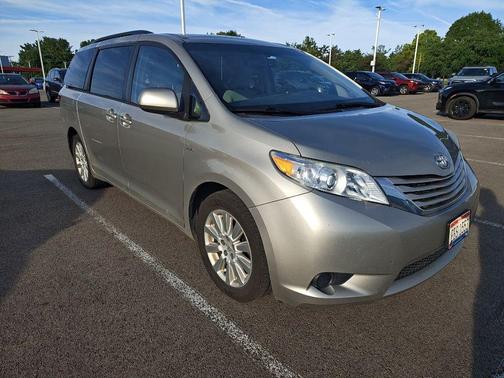 Creme Brulee 2016 Toyota Sienna LE