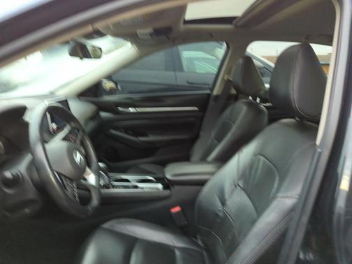 2021 Nissan Altima 2.5 SL