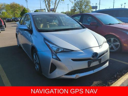 Classic Silver Metallic 2017 Toyota Prius Three