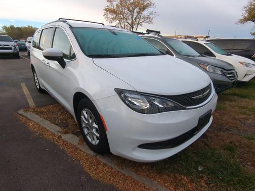 2021 Chrysler Voyager LXI