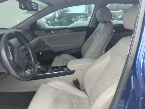 2017 Hyundai SONATA Sport