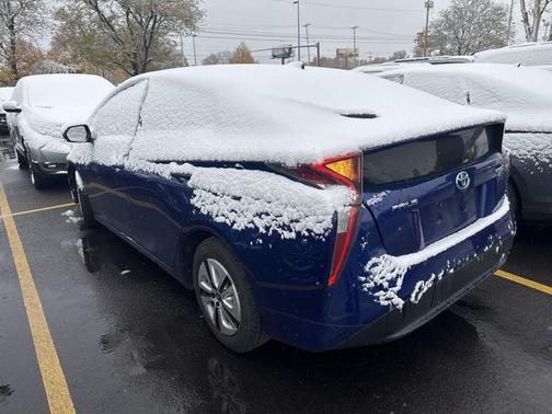 2016 Toyota Prius Three
