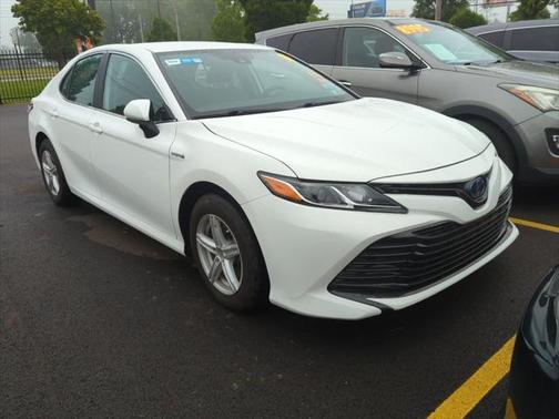 2020 Toyota Camry LE
