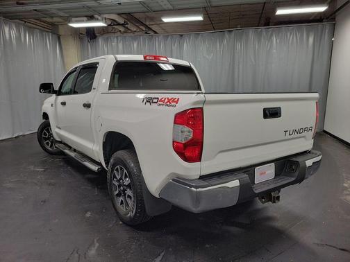2014 Toyota Tundra SR5