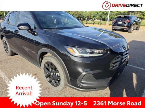 Crystal Black Pearl 2025 Honda HR-V AWD Sport
