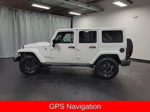 Bright White Clearcoat 2018 Jeep Wrangler JK Unlimited Altitude