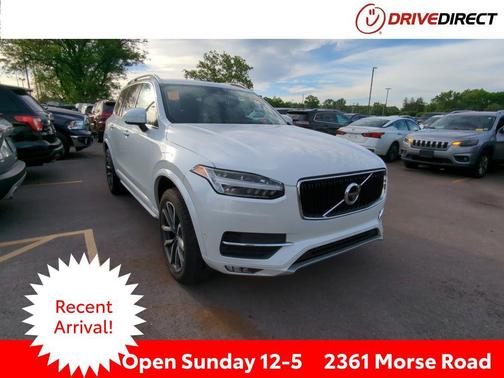 Crystal White 2018 Volvo XC90 T5 Momentum