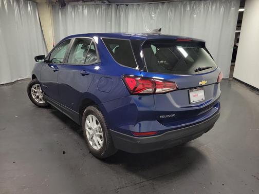 2022 Chevrolet Equinox LS