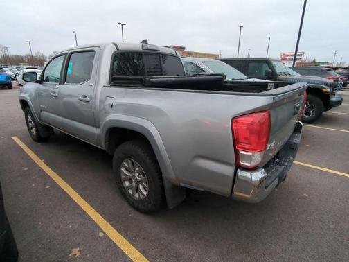 2016 Toyota Tacoma SR5