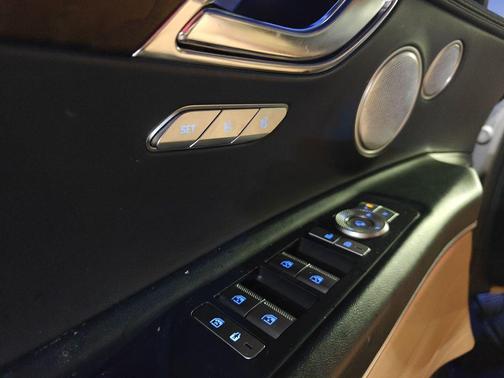2022 Genesis GV80 2.5T