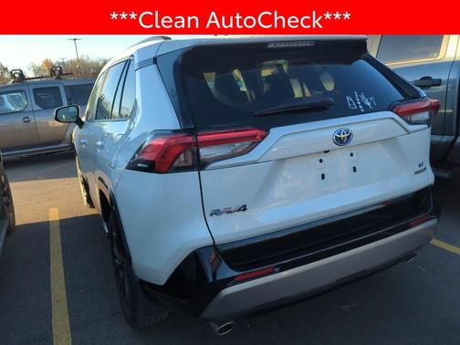 2022 Toyota RAV4 Hybrid SE