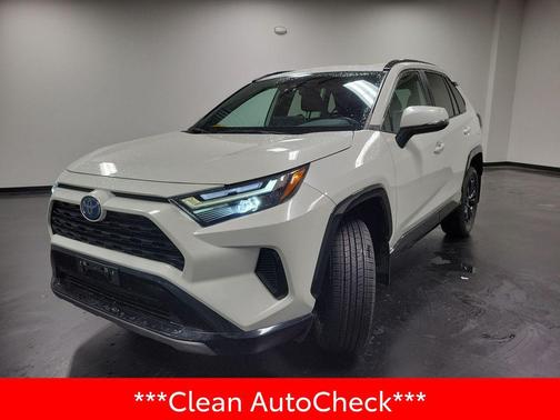 2022 Toyota RAV4 Hybrid SE