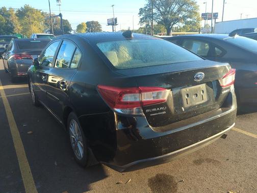 2018 Subaru Impreza 2.0i Premium