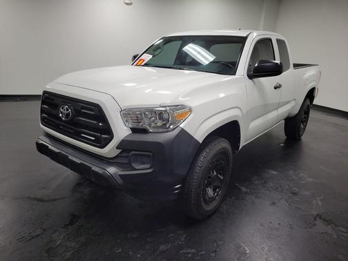 2016 Toyota Tacoma SR5