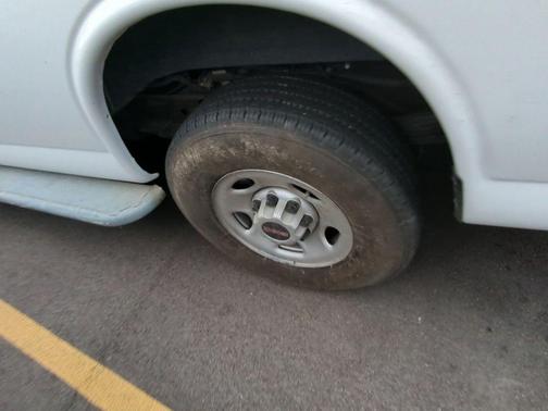 2022 GMC Savana 2500 Work Van