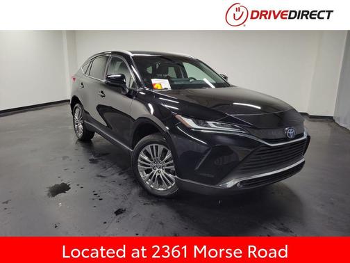 Black 2023 Toyota Venza XLE