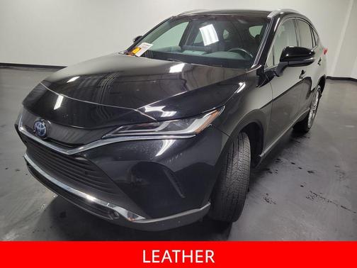 Black 2023 Toyota Venza XLE